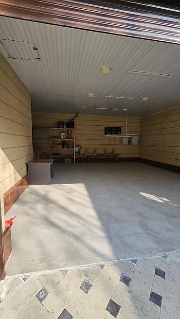 Продажа коттеджей и домов: Классический трехэтажный дом с благоустроенным двором и премиальной — 21