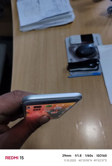 mikro qulaqciq: IPhone SE 2020, 64 ГБ, Серебристый, Отпечаток пальца