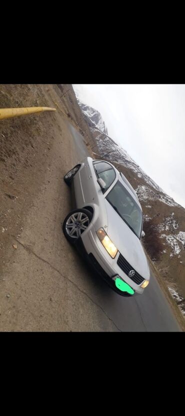 запчасти на фольксваген пассат б3: Volkswagen Passat: 1.8 л | 2000 г. Седан