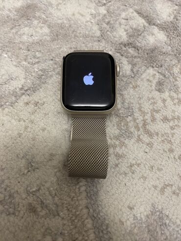 Apple Watch: Apple Watch SE2 40mm Состояние хорошее, работает отлично, АКБ 99%
