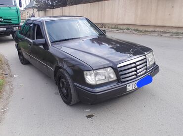 turbo az mercedes dörd göz: Mercedes-Benz E 300: | 1992 il Sedan