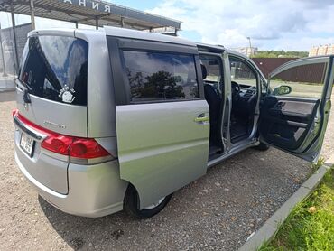 полики ренж ровер: Honda Stepwgn: 2005 г., 2.3 л, Автомат, Бензин, Вэн/Минивэн