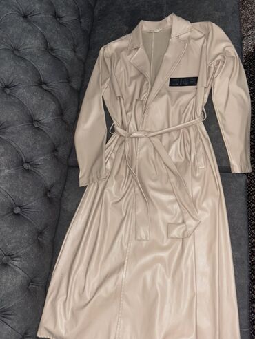 Lüğətlər: Plaş, Dior, M, rəng - Bej