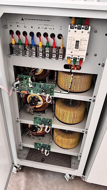 argb controller: Стабилизатор напряжения, Трехфазные — 3