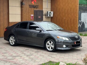 камр: Toyota Camry: 2010 г., 2.5 л, Типтроник, Бензин, Седан