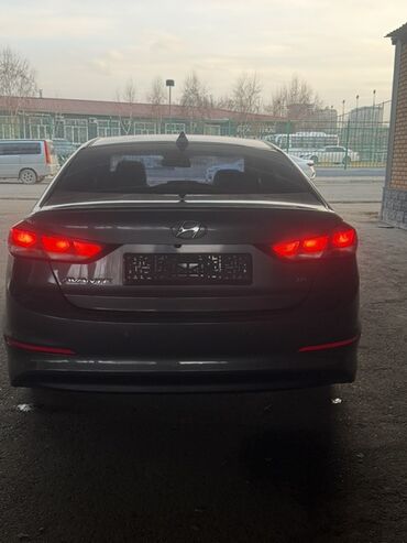 Hyundai: Hyundai Elantra: 2018 г., 1.6 л, Автомат, Бензин, Седан — 6