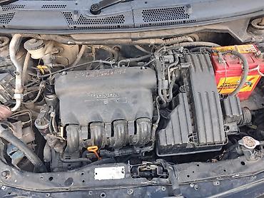 акорд 2 4: Honda Fit: 2005 г., Автомат, Хэтчбэк — 7