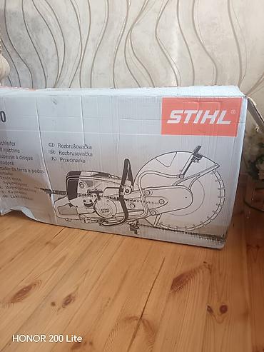 su krani: STIHL TS 800 benzinlə işləyən kəsici (cut-off saw) - Güclü peşəkar — 1
