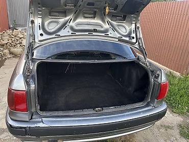 Audi: Audi 80: 1992 г., Седан — 5