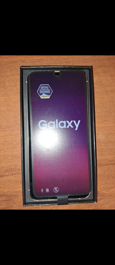 samsung galaxy s22: Samsung Galaxy S22, rəng - Ağ, Barmaq izi