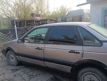 химия авто: Volkswagen Passat: 1989 г., Бензин, Седан — 3
