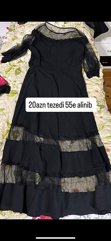 Svitşotlar: Satılır – qadın geyimləri seçimi: - Qara kapüşonlu svitşot: ön — 22