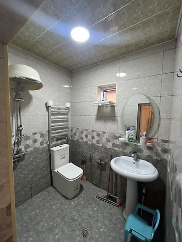 qobu qəsəbəsində ev: 5 otaqlı, 150 kv. m — 10