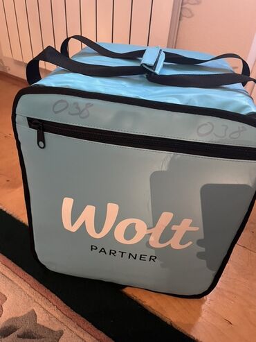 Biznes üçün program təminatı: Wolt Partner izotermal çatdırılma çantası - Rəng: açıq mavi, Wolt
