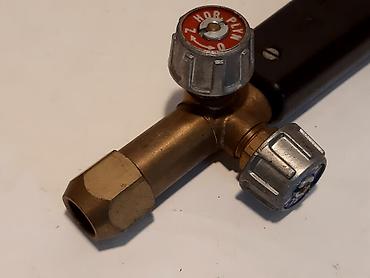 pb swiss tools: Rucka, Rukohvat za autogeno varenje

Novo nije koristeno — 3