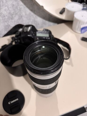 плейстейшн 5: Canon 5 D mark 3 rəqəmsal güzgüli fotoaparat, Canon EF 70-200mm f/4