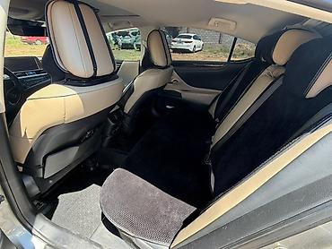 Lexus: Lexus ES: 2019 г., 2.5 л, Вариатор, Гибрид, Седан — 4