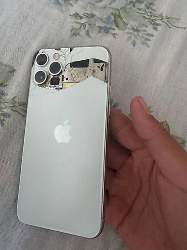 iphone 113: IPhone 11 Pro, модель MWC92KH/A, серийный номер F17ZT0MRN6Y8. Цвет — 3