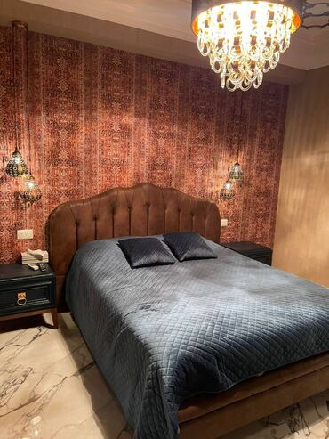 Uzunmüddətli kirayə mənzillər: Yeni təmirli. Yaşayış üçün bütün şərayət var. 2 yatağ otağı + studio — 14