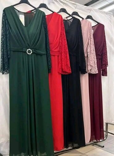 bordo haljina i cipele: Dresses