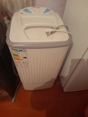 профессиональные стиральные машины: Стиральная машина Milano, 8 кг, Полуавтоматическая, Без сушки