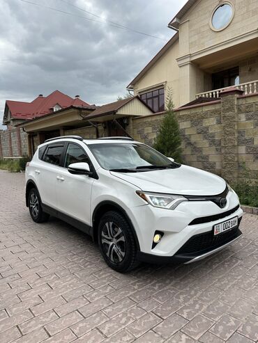 Toyota: Toyota RAV4: 2018 г., 2.5 л, Автомат, Бензин, Кроссовер