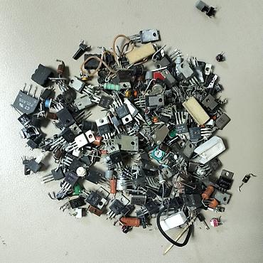 dizustu komputer: Elektronika üçün qarışıq radiodetallar dəsti Məzmun: - Müxtəlif — 3