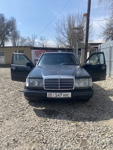 мерс 520: Mercedes-Benz W124: 1989 г., 2 л, Механика, Бензин, Седан