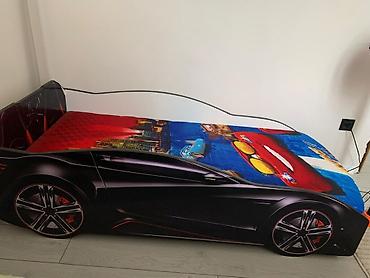 Детская кровать-машина - Яркий корпус в виде спортивного автомобиля