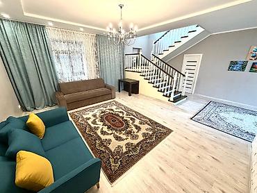 Продажа таунхаусов: Продаётся просторный 5-комнатный таунхаус в с. Кок-Жар по ул. Алапаева — 1