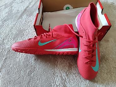 сороконож: Футбольные бутсы/сороконожки Nike с высоким носком-манжетой — 1