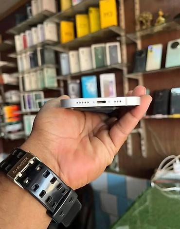 ref iphone: IPhone 13, 128 GB, Starlight, Zəmanət, Simsiz şarj, Face ID — 5