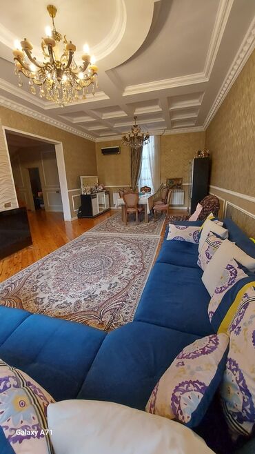 Həyət evləri və villaların satışı: Bakıxanov qəs. 6 otaqlı, 300 kv. m, Yeni təmirli — 6