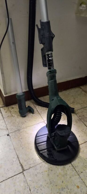 Ostali molersko građevinski alati i oprema: Na prodaju polovna žirafa Parkside PWDS 920 B2 za delove. Kupljena — 1