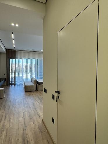 Mənzillər: Studiya, Yeni tikili, 57 kv. m — 2