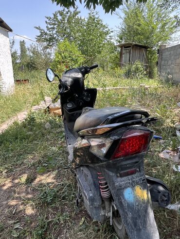скутер 15000: Скутер 150 куб. см, Бензин, Колдонулган