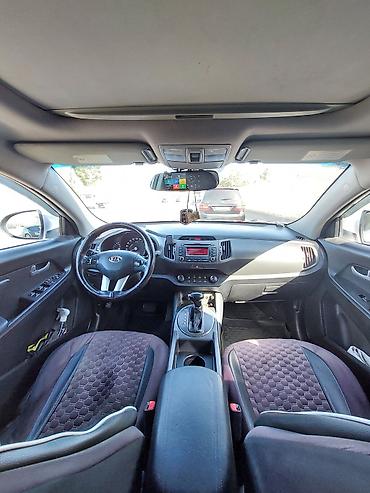 07 satisi: Kia Sportage: 2 l | 2012 il Universal — 8