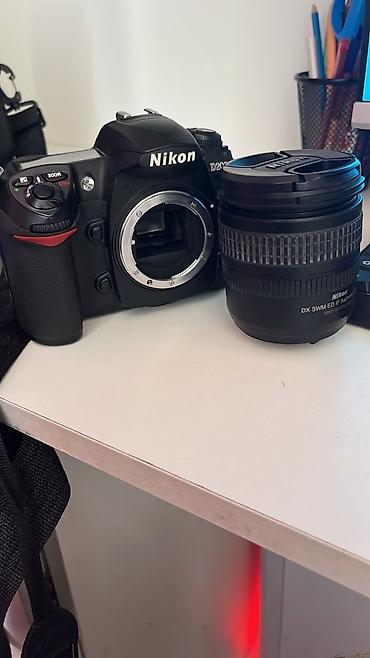 yeni iphone 5s: Nikon D200 DSLR fotoaparat + AF-S DX NIKKOR 18-55mm obyektiv • — 1