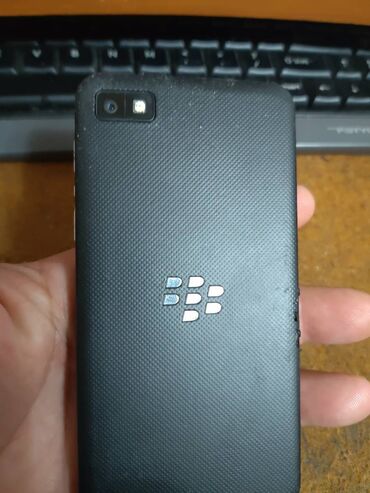 Blackberry: Blackberry Z10, bоја - Crna — 2