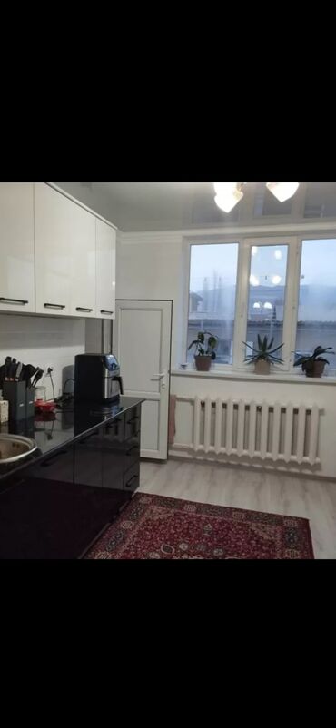 дом район кудайберген: 55 м², 3 комнаты, Парковка, Забор, огорожен