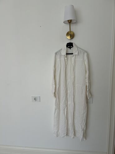 Dəstlər, kostyumlar: В связи с переездом в другую страну продам гардероб набором на размер — 21