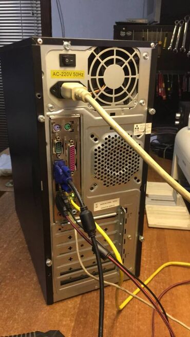 Desktop računari i radne stanice: Desktop 100% ispravan jak i stabilan idealan za cnc masine i na lalafo.rs — 6 Desktop računari i radne stanice: Desktop 100% ispravan jak i stabilan idealan za cnc masine i — 6