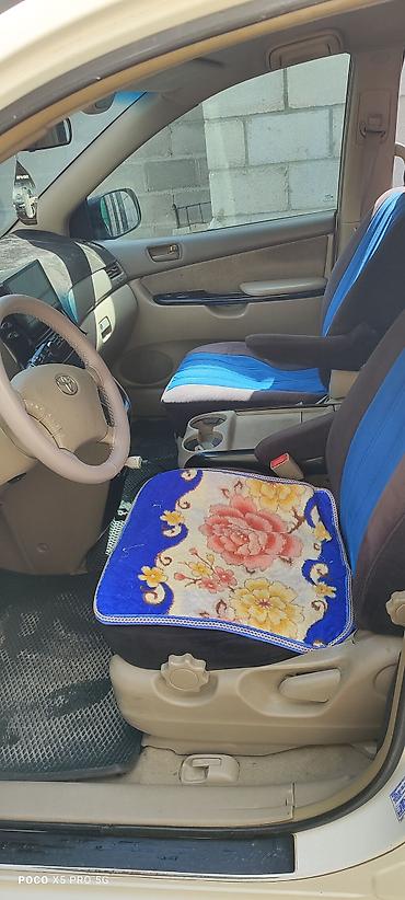 домкраты авто: Toyota Sienna: 2005 г., Минивэн — 4