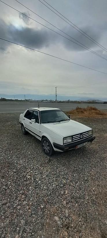 жаз авто: Volkswagen Jetta: 1986 г., Кол менен иштөөчү, Седан — 1