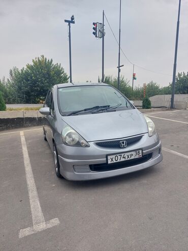 фит срочна сатылат: Honda Fit: 2005 г., 1.3 л, Автомат, Бензин, Хэтчбэк