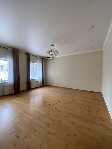 Долгосрочная аренда домов: 300 м², 9 комнат — 3