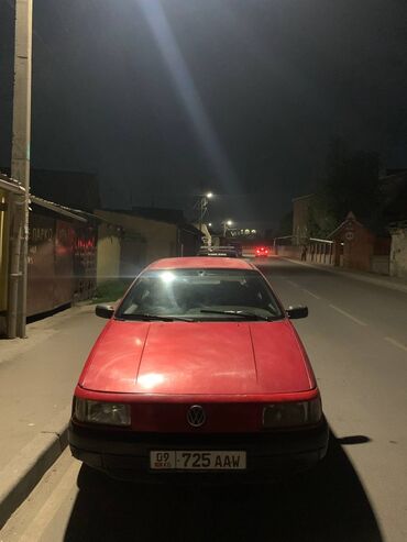 сиденья на пасат: Volkswagen Passat: 1.8 л | 1989 г