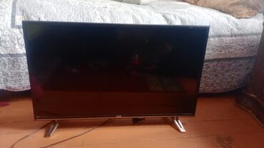 Televizorlar: İşlənmiş Televizor Artel DLED 82" 4K (3840x2160), Ünvandan götürmə