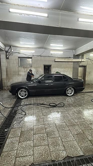 BMW: BMW 5 series: 1992 г., 2.5 л, Механика, Бензин, Седан at lalafo.kg — 9 BMW: BMW 5 series: 1992 г., 2.5 л, Механика, Бензин, Седан — 9