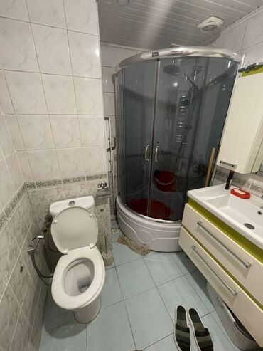 Uzunmüddətli kirayə mənzillər: Binəqədi rayonu,8mkr,9 mərtəbənin,3-cü mərtəbəsində,1-in 2 — 3